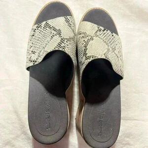 [8]Timberland Ortholite Laguna Shore Mule Clog Gray Snakeskin Block Heel Sandals